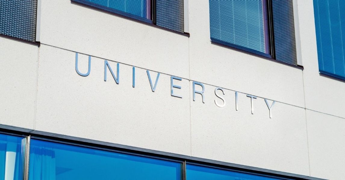 Campus of the future- Integrated management strategies for growing physical and digital scopes
